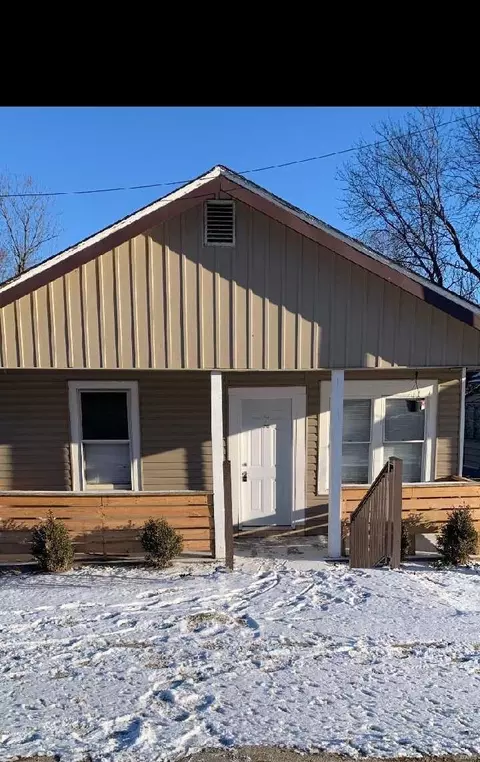 5612 Jennings Station Rd, Saint Louis, MO 63136