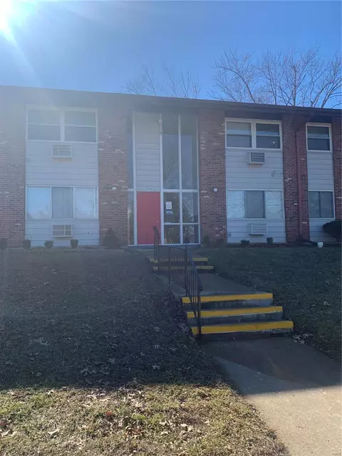 7304 Sieloff #C, Hazelwood, MO 63042