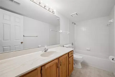 Bath - 7358 The Cedars, O'fallon, MO 63368 photo 3 of 3
