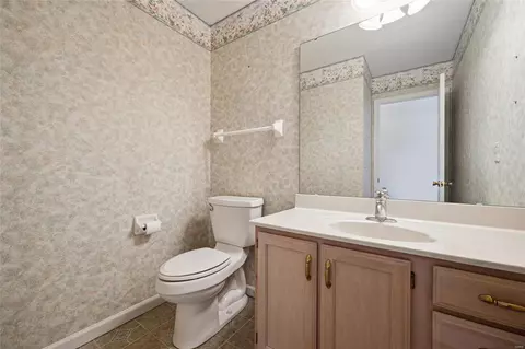 Bath - 7358 The Cedars, O'fallon, MO 63368 photo 1 of 3