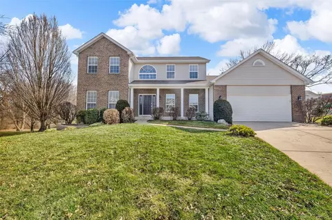 2726 Post Meadows Dr, O'fallon, MO 63368