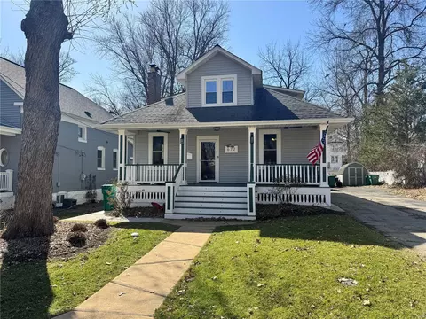 672 Atalanta Ave, Saint Louis, MO 63119