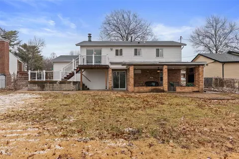 Exterior - 701 Wild Walnut Ln, Manchester, MO 63021 photo 4 of 4