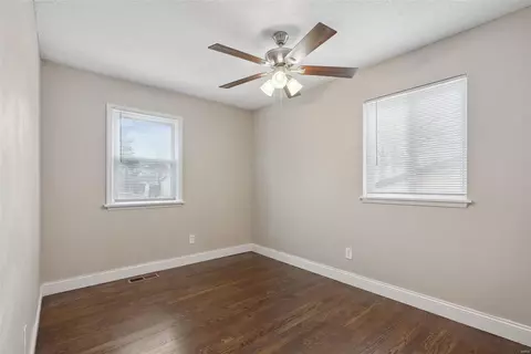 Bedroom - 701 Wild Walnut Ln, Manchester, MO 63021 photo 2 of 2