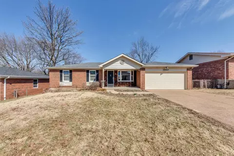 10097 Buffton Dr, Saint Louis, MO 63123
