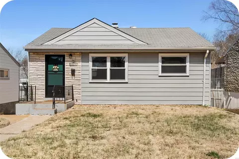 5625 Marquette Ave, Saint Louis, MO 63139