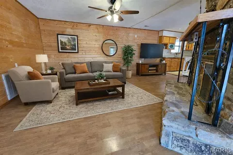 1504 Main St, Van Buren, MO 63965