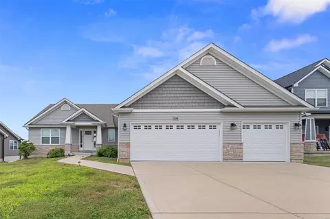 934 Mule Creek Dr, Wentzville, MO 63385