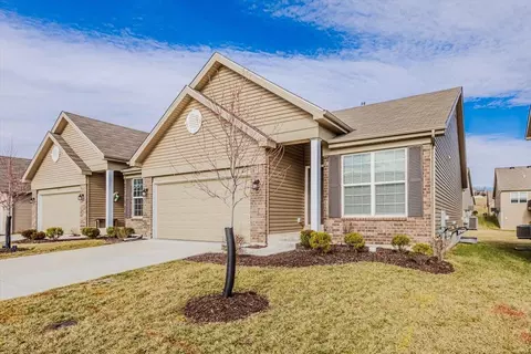 5324 Lakepath Way, Eureka, MO 63025