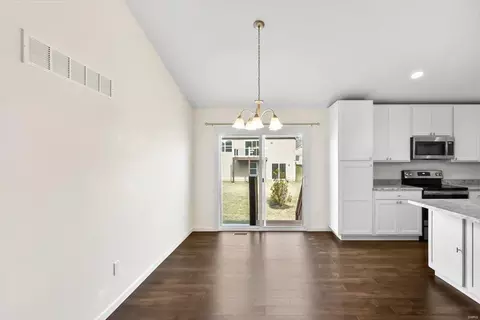 Dining - 5324 Lakepath Way, Eureka, MO 63025 photo 1 of 1