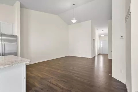 Living - 5324 Lakepath Way, Eureka, MO 63025 photo 3 of 3