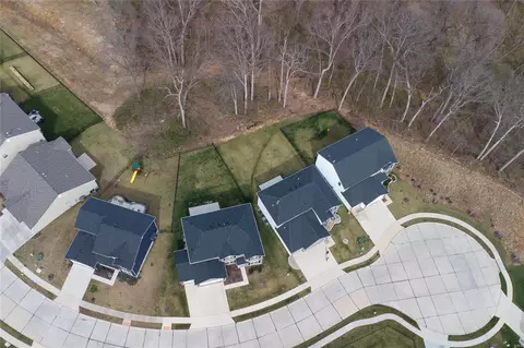 View/Area - 243 Arbors At Bridle Path, Ballwin, MO 63021 photo 1 of 2