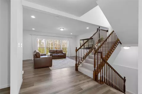 Entry Way - 243 Arbors At Bridle Path, Ballwin, MO 63021 photo 5 of 13