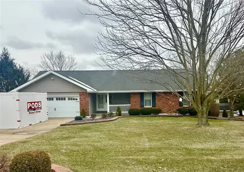 1328 Village View Ct, Saint Paul, MO 63366