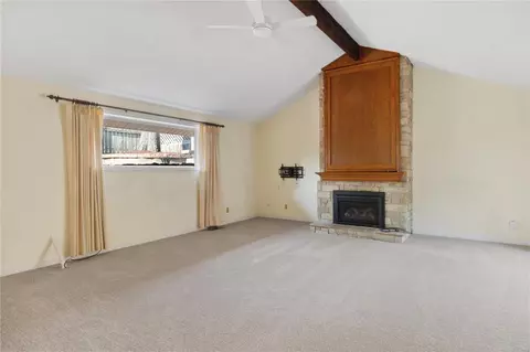 Living - 78 Edward Dr, Eureka, MO 63025 photo 1 of 7