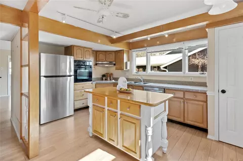 Kitchen - 78 Edward Dr, Eureka, MO 63025 photo 1 of 2