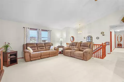 28 Mallard Pointe Dr, O'fallon, MO 63368 photo 9