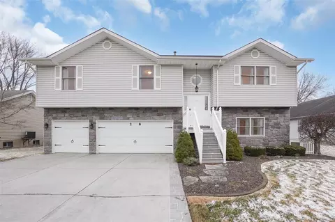 28 Mallard Pointe Dr, O'fallon, MO 63368 photo 2