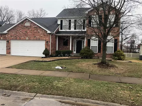 4556 Kerth Frst, Saint Louis, MO 63128