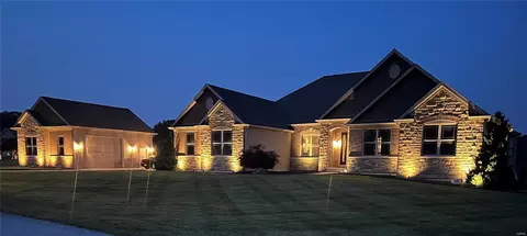 207 Appleton Ln, Wentzville, MO 63385