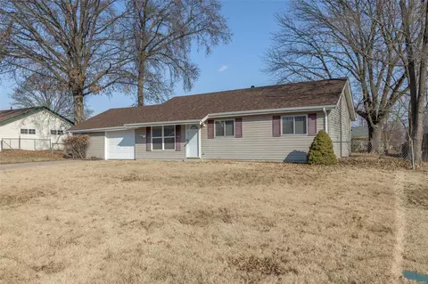 403 Saint Christopher Dr, O'fallon, MO 63366 photo 4