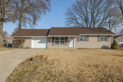 403 Saint Christopher Dr, O'fallon, MO 63366