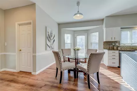 Dining - 829 Pheasant Woods Dr, Manchester, MO 63021 photo 6 of 8