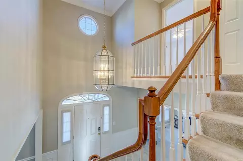 Entry Way - 829 Pheasant Woods Dr, Manchester, MO 63021 photo 9 of 10