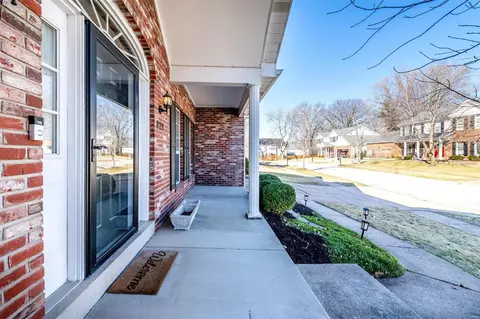 Exterior - 829 Pheasant Woods Dr, Manchester, MO 63021 photo 7 of 8