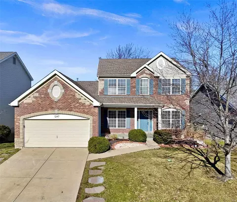 1247 Cold Spring Dr, O'fallon, MO 63368