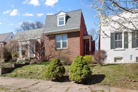 3829 Fairview Ave, Saint Louis, MO 63116