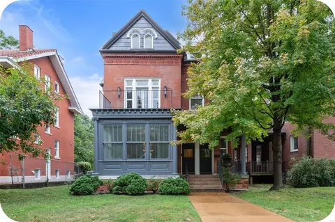 5070 Waterman Blvd #B, Saint Louis, MO 63108