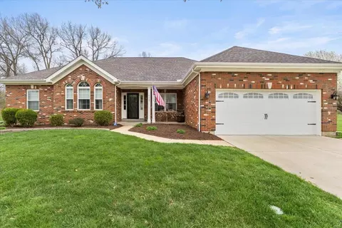 16029 Surfview Ct, Wildwood, MO 63040