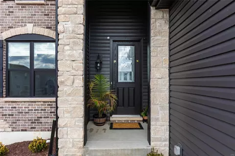 154 Mora Blvd, O'fallon, MO 63368 photo 2