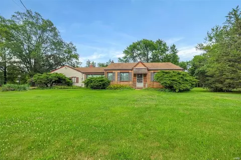 5100 Ambs Rd, Saint Louis, MO 63128