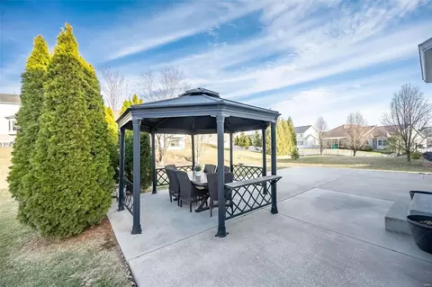 Exterior - 1271 Twinleaf Cir, Saint Peters, MO 63376 photo 4 of 10