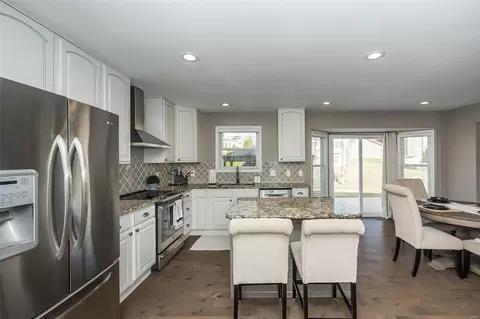 Kitchen - 1271 Twinleaf Cir, Saint Peters, MO 63376 photo 6 of 6
