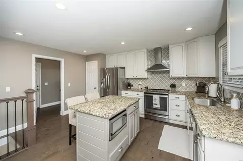 Kitchen - 1271 Twinleaf Cir, Saint Peters, MO 63376 photo 3 of 6