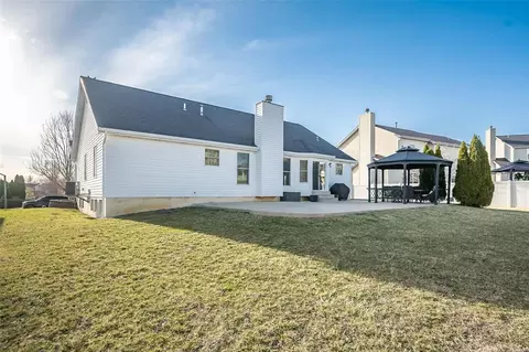 Exterior - 1271 Twinleaf Cir, Saint Peters, MO 63376 photo 9 of 10