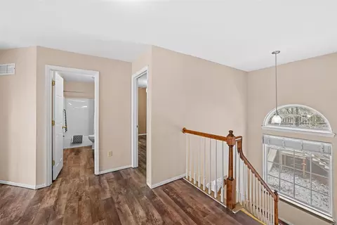Entry Way - 2523 Hickory Manor Dr, Wildwood, MO 63011 photo 3 of 3