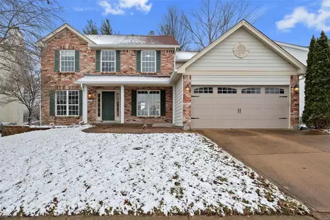 2523 Hickory Manor Dr, Wildwood, MO 63011