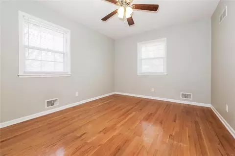Bedroom - 14608 E 34th Ter S, Independence, MO 64055 photo 2 of 4