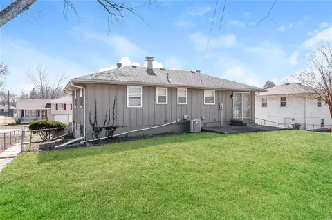 Exterior - 14608 E 34th Ter S, Independence, MO 64055 photo 2 of 3