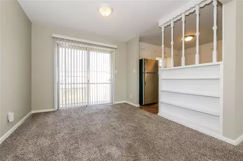 Living - 14608 E 34th Ter S, Independence, MO 64055 photo 4 of 4