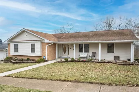 3470 Brookstone View Dr, Saint Louis, MO 63129