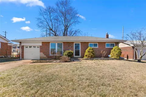 10109 Hammerdale Ln, Saint Louis, MO 63123