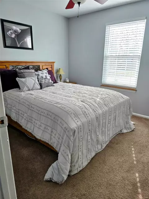 Bedroom - 868 Hardcastle Dr, O'fallon, MO 63366 photo 2 of 3