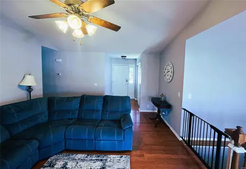 Entry Way - 868 Hardcastle Dr, O'fallon, MO 63366 photo 1 of 2