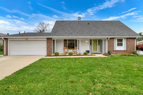 2847 Flintwood Dr, Saint Louis, MO 63129