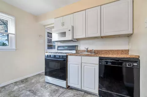 Kitchen - 417 Rosedale Ter, Ballwin, MO 63021 photo 1 of 1